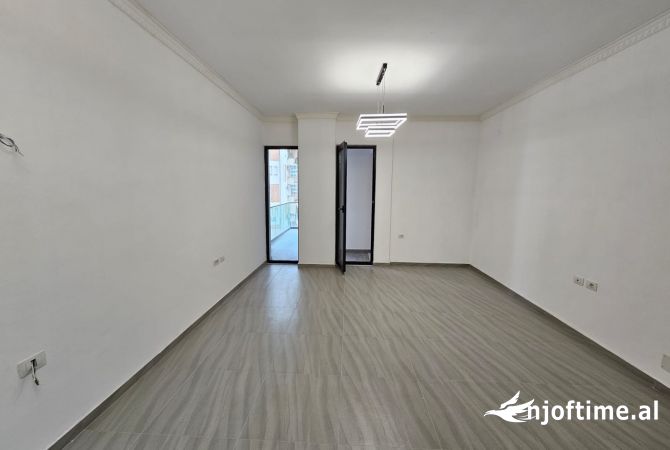 Shtepi ne shitje 2+1 ne Tirane - 147,000 Euro