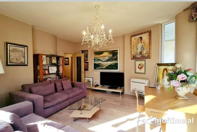 Shtepi ne shitje 3+1 ne Tirane - 235,000 Euro
