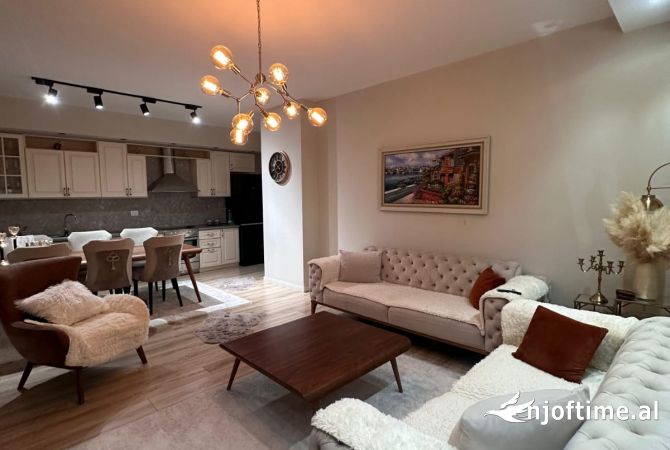 Shtepi ne shitje 2+1 ne Tirane - 275,000 Euro