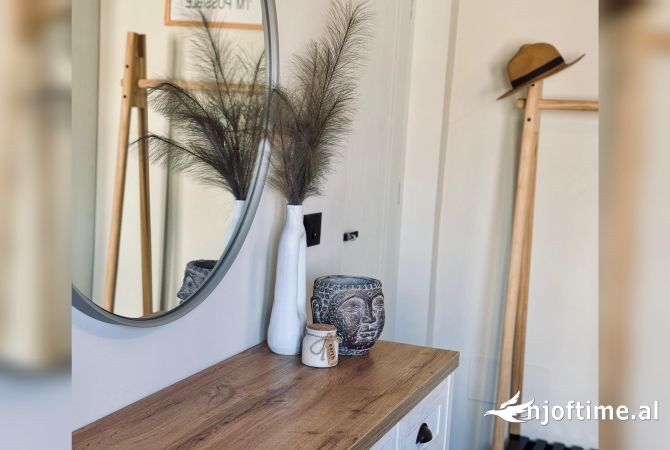 Shtepi me qera Apartament ne Tirane, 1+1, Mobilimi E mobiluar, Pagesa 650  Euro.