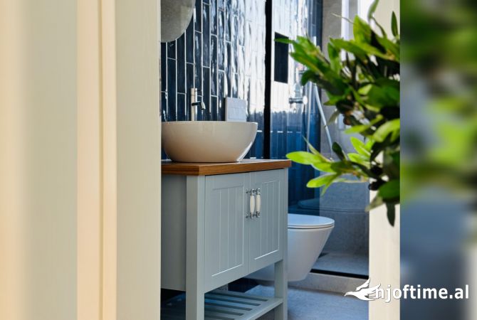 Shtepi me qera Apartament ne Tirane, 1+1, Mobilimi E mobiluar, Pagesa 650  Euro.