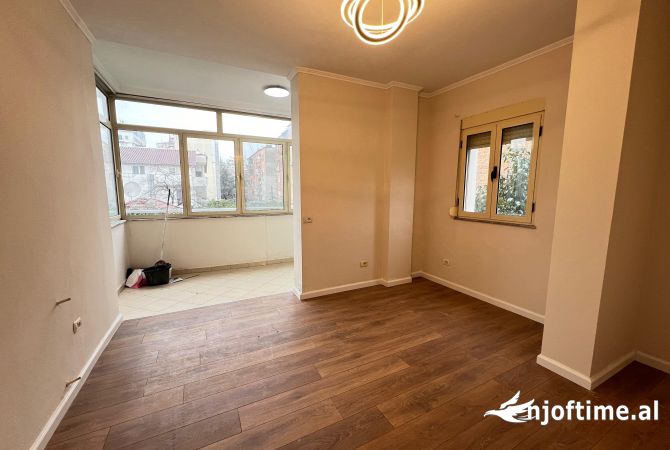 Shtepi ne shitje 2+1 ne Tirane - 145,000 Euro