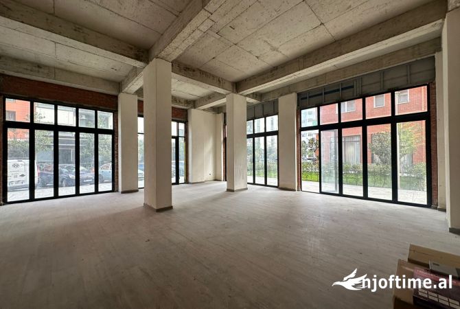 Ambient biznesi me qera 1+1 ne Tirane - 950 Euro