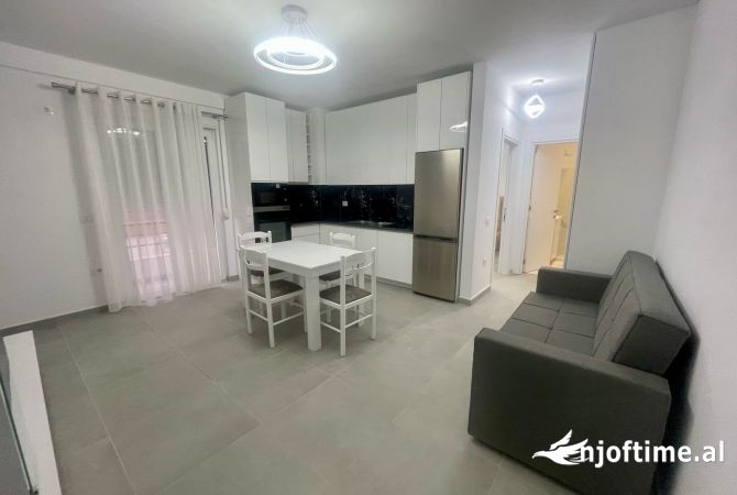 Shtepi me qera 1+1 ne Tirane - 400 Euro