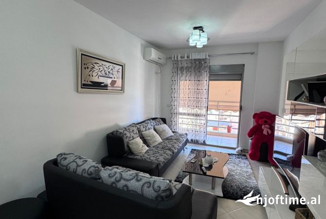 Shtepi me qera 3+1 ne Tirane - 600 Euro