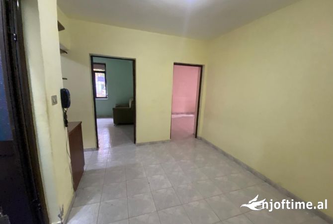 Shtepi ne shitje 1+1 ne Tirane - 115,000 Euro
