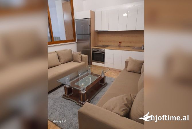 Shtepi me qera 2+1 ne Tirane - 600 Euro