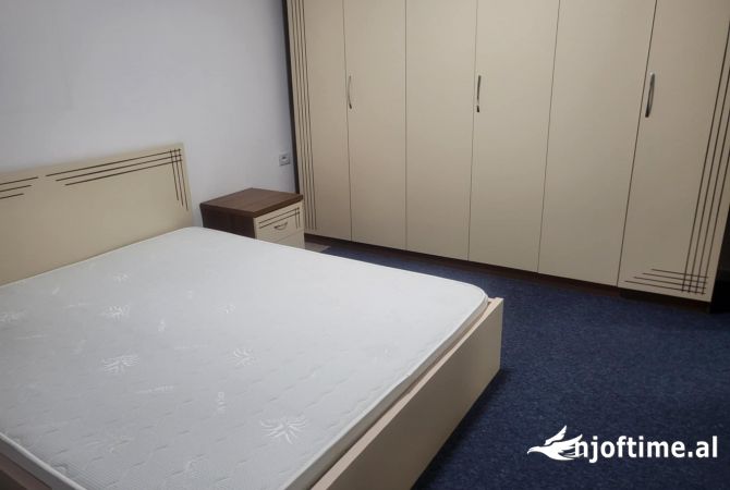 Shtepi me qera 2+1 ne Tirane - 600 Euro