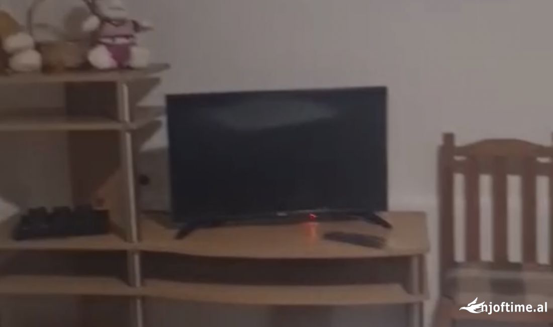 Shtepi me qera Shtepi Private ne Tirane, 1+1, Mobilimi E mobiluar, Pagesa 35,000  Leke.