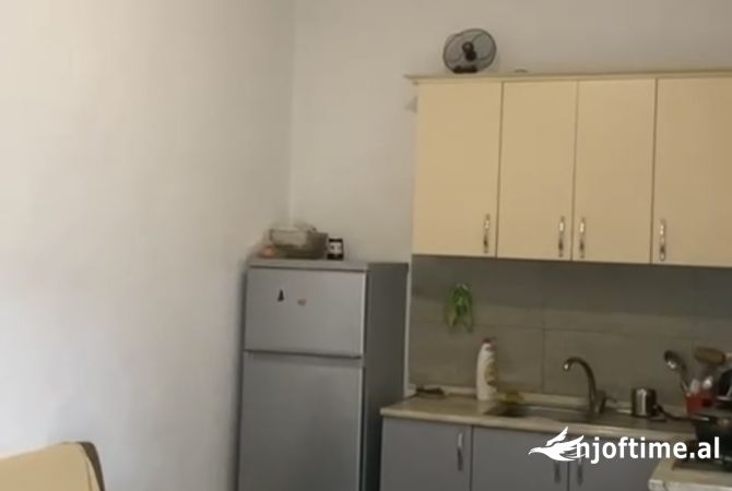 Shtepi me qera 2+1 ne Tirane - 35,000 Leke