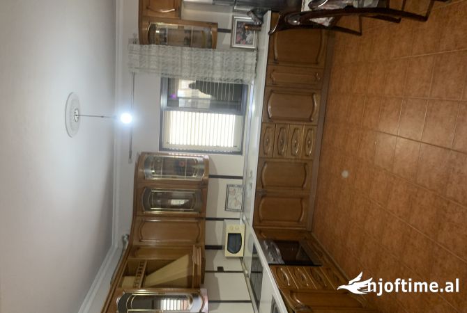 Shtepi me qera 3+1 ne Tirane - 400 Euro