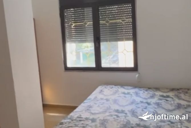 Shtepi me qera 2+1 ne Tirane - 30,000 Leke
