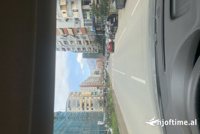 Ambient biznesi ne shitje 1+1 ne Tirane - 35,000 Euro