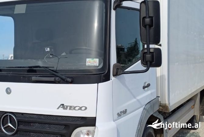 Makina ne shitje  ne Fier - 13,000 Euro