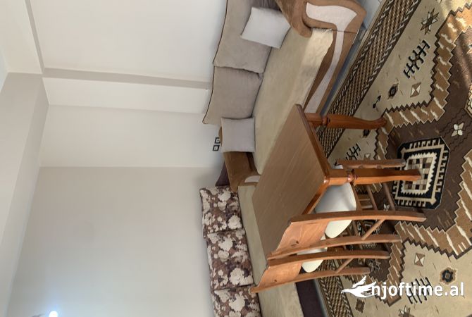 Shtepi me qera 1+1 ne Tirane - 29,900 Leke