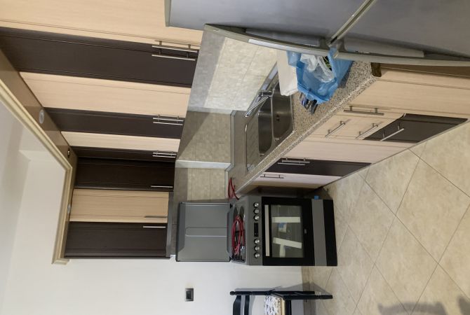 Shtepi me qera 3+1 ne Tirane - 40,000 Leke