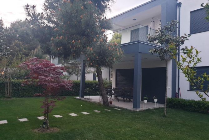 Shtepi ne shitje 4+1 ne Durres - 830,000 Euro