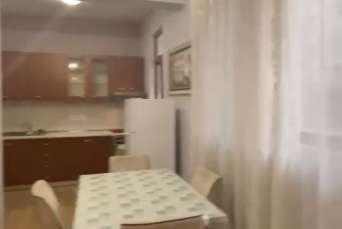Shtepi me qera 2+1 ne Tirane - 35,000 Leke