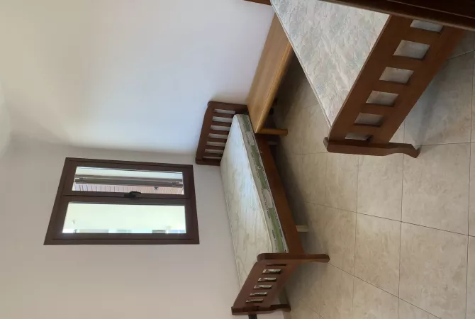 Shtepi me qera Shtepi Private ne Tirane, 3+1, Mobilimi E mobiluar, Pagesa 37,000  Leke.