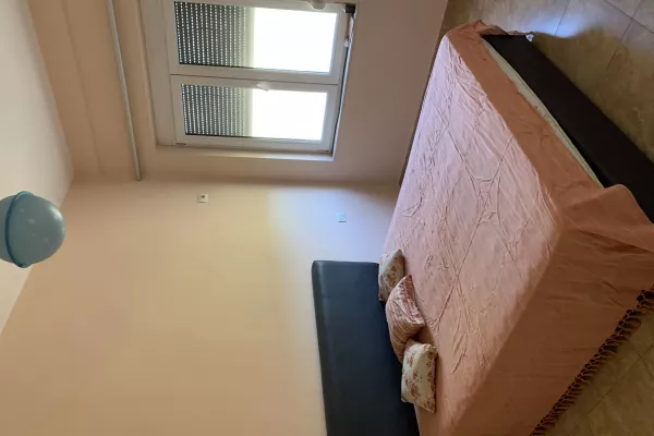 Shtepi me qera 1+1 ne Tirane - 30,000 Leke