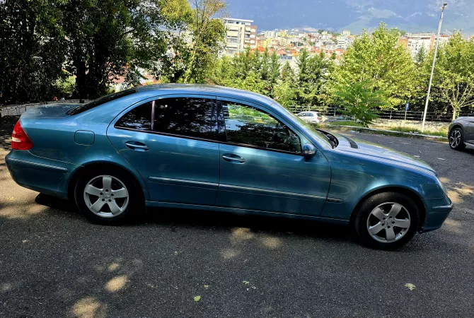 Makina ne shitje  ne Tirane - 4,900 Euro