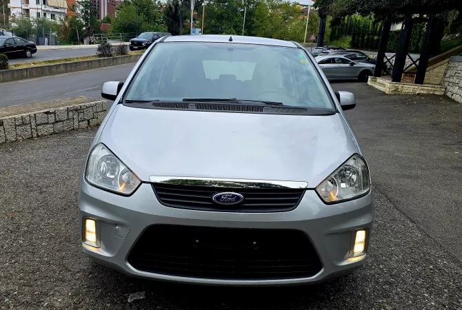 Cars for sale in Tirana - 3,900 Euro