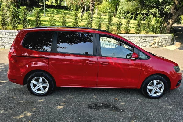 Makina ne shitje ne Tirane - 6,400 Euro