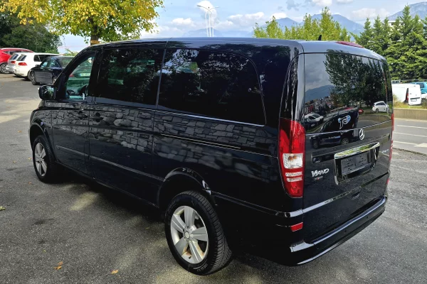 Makina ne shitje ne Tirane - 13,900 Euro