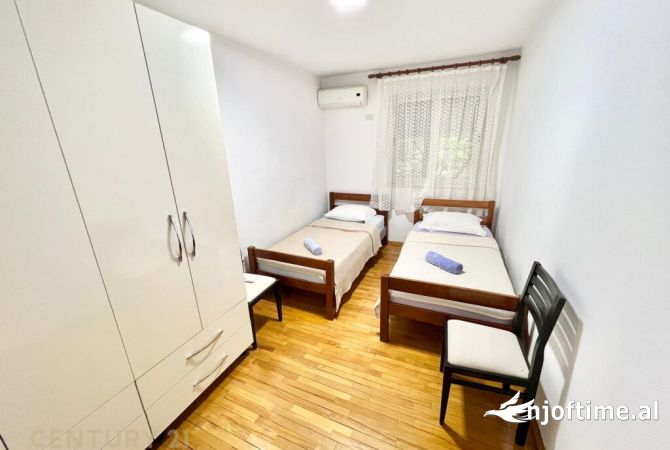 Shtepi ne shitje Apartament ne Tirane, 2+1, Mobilimi E mobiluar, Pagesa 313,000  Euro.