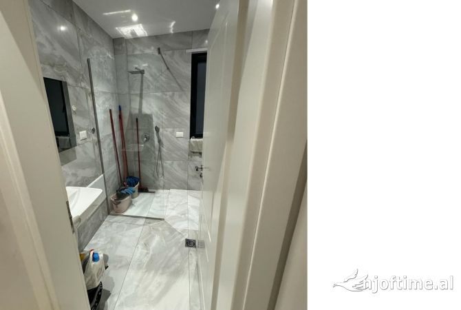 Shtepi me qera 1+1 ne Tirane - 750 Euro