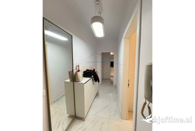 Shtepi me qera Apartament ne Tirane, 1+1, Mobilimi E mobiluar, Pagesa 549  Euro.