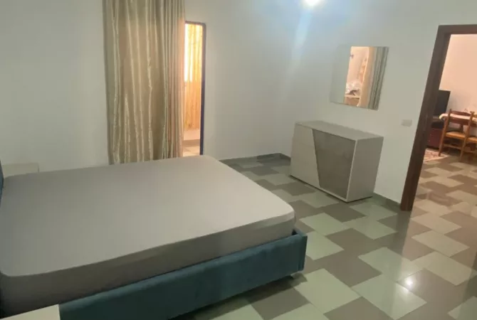 Shtepi me qera 1+1 ne Tirane - 44,900 Leke