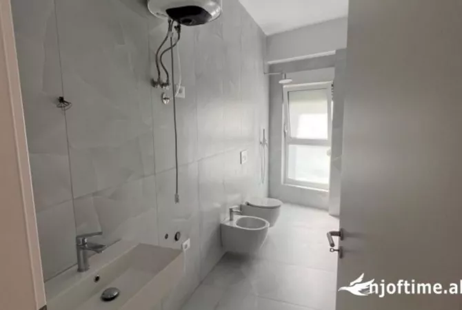 Shtepi ne shitje 1+1 ne Tirane - 110,000 Euro