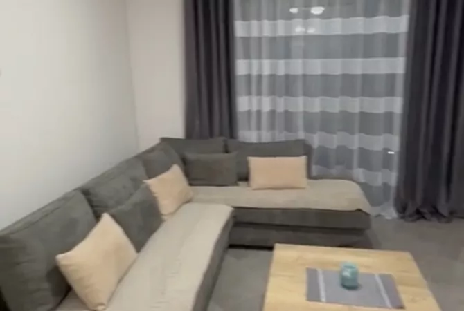 Shtepi me qera 1+1 ne Tirane - 499 Euro