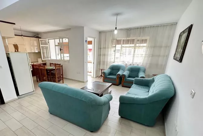 Shtepi me qera 2+1 ne Tirane - 401 Euro