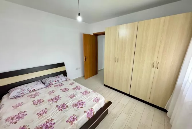 Shtepi me qera 2+1 ne Tirane - 401 Euro