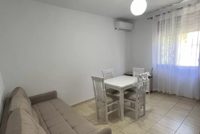 Shtepi me qera 2+1 ne Tirane - 550 Euro