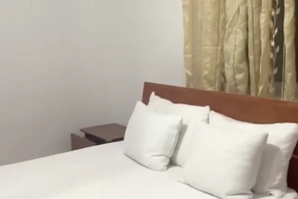 Shtepi me qera 2+1 ne Tirane - 40,001 Leke