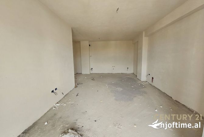 Shtepi ne shitje 2+1 ne Tirane - 165,000 Euro