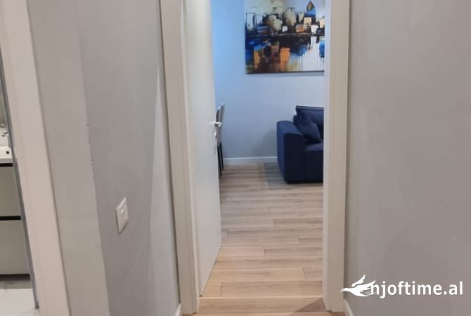 Shtepi me qera Apartament ne Tirane, 2+1, Mobilimi E mobiluar, Pagesa 600  Euro.