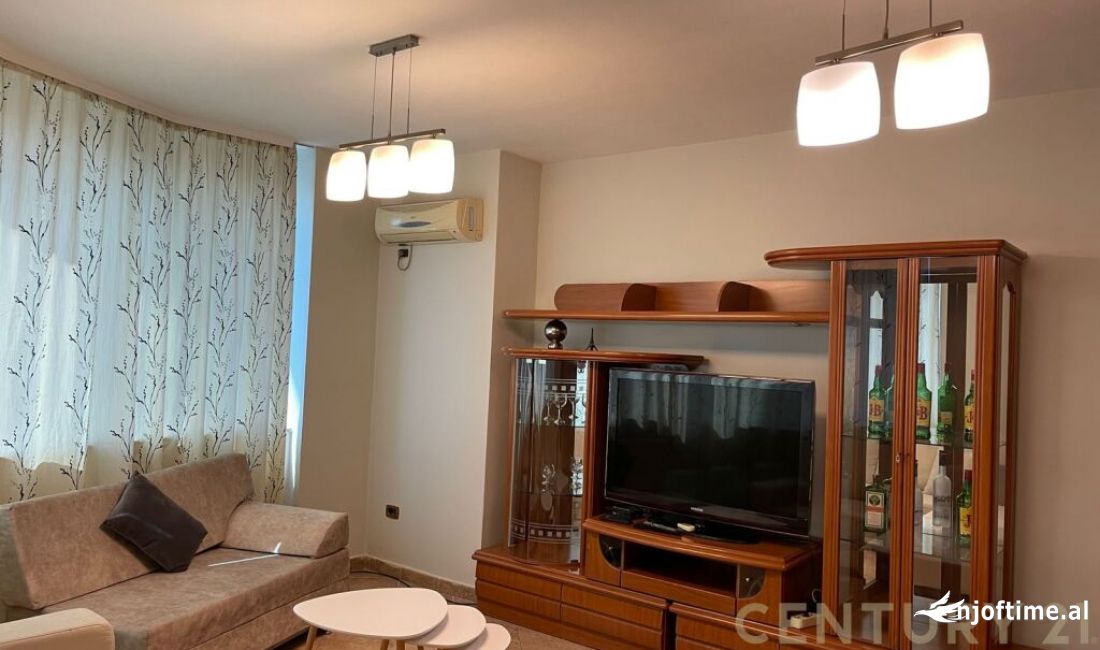 Shtepi me qera Apartament ne Tirane, 2+1, Mobilimi E mobiluar, Pagesa 600  Euro.