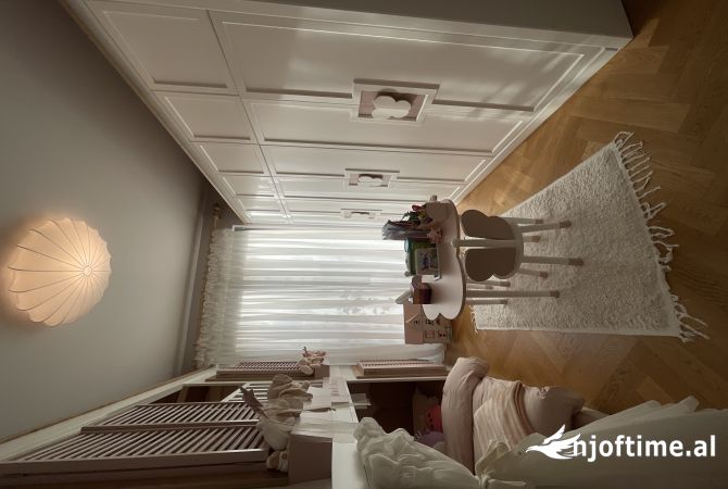 Shtepi ne shitje Apartament ne Tirane, 2+1, Mobilimi E mobiluar, Pagesa 530,000  Euro.