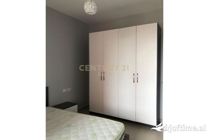 Shtepi me qera Apartament ne Tirane, 1+1, Mobilimi E mobiluar, Pagesa 500  Euro.