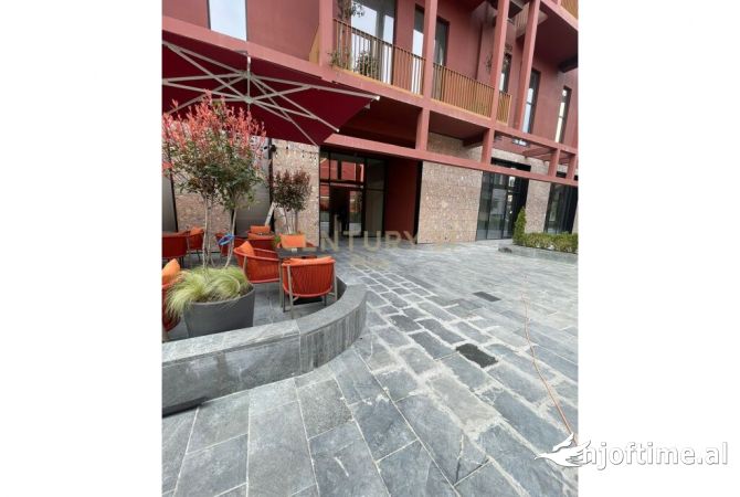 Shtepi ne shitje Apartament ne Tirane, 2+1, Mobilimi E mobiluar, Pagesa 330,000  Euro.