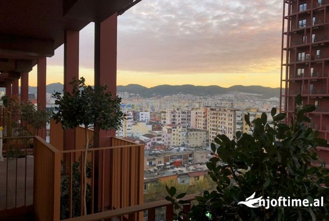 Shtepi ne shitje 2+1 ne Tirane - 330,000 Euro