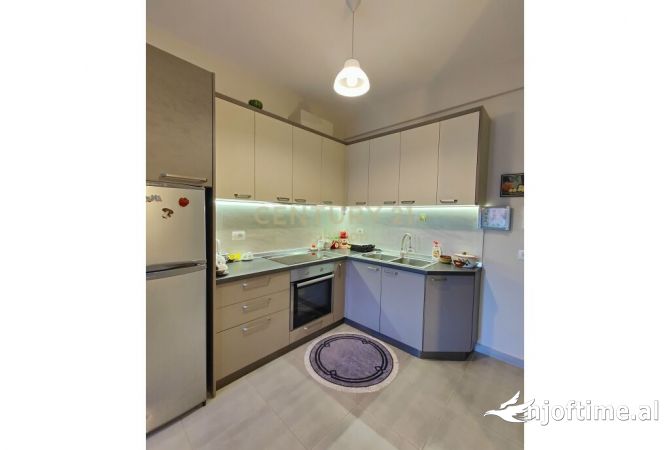 Shtepi me qera 1+1 ne Tirane - 630 Euro