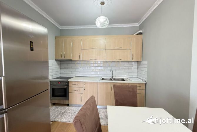 Shtepi me qera 2+1 ne Tirane - 500 Euro