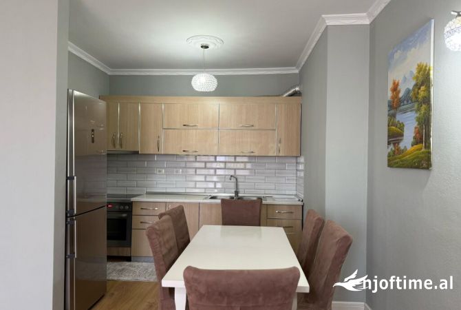 Shtepi me qera 2+1 ne Tirane - 500 Euro