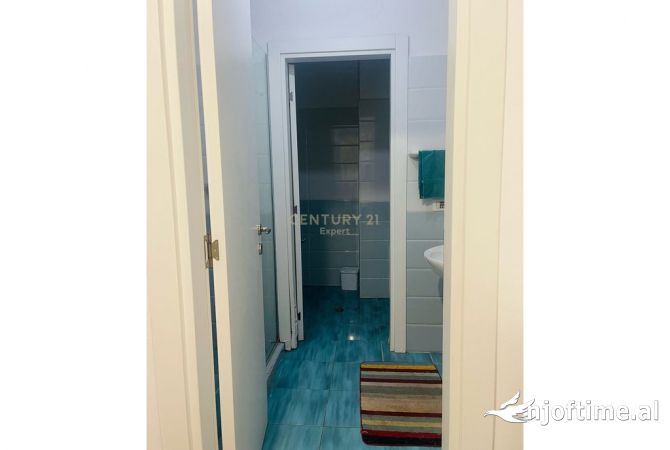 Shtepi me qera Apartament ne Tirane, 2+1, Mobilimi E mobiluar, Pagesa 600  Euro.