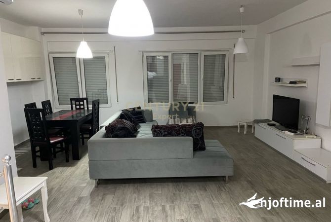 Shtepi me qera Apartament ne Tirane, 2+1, Mobilimi E mobiluar, Pagesa 600  Euro.